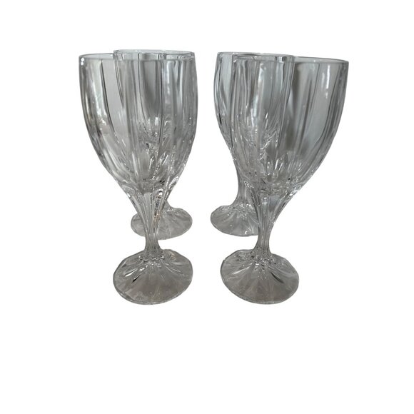 Wine / Water Glass Berkeley by Mikasa Set of 4 - Picture 1 of 10